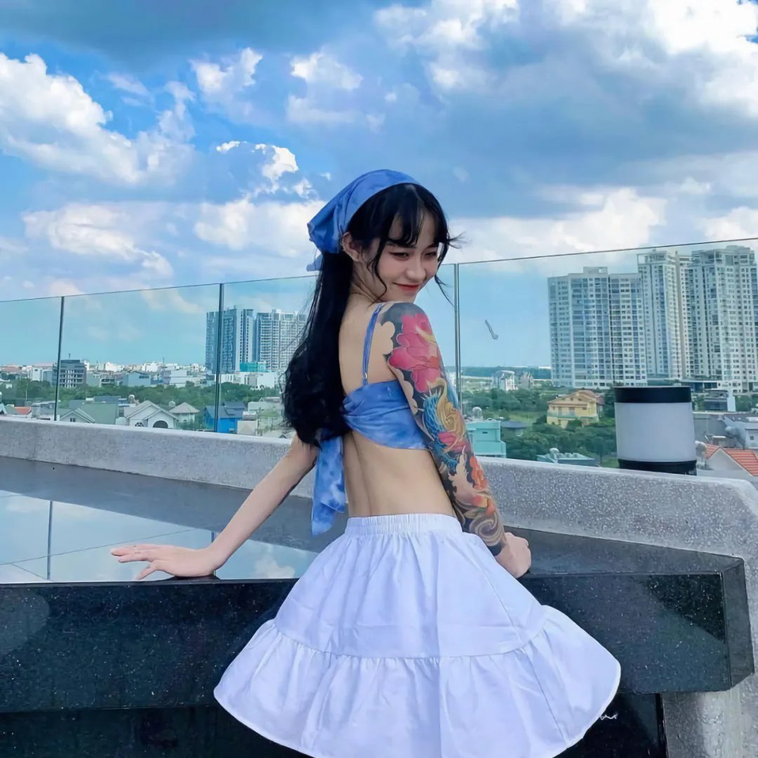 草上行舟